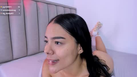 Snapshot of valery__nova chatting on March 23, 1:26 pm Cris online show from March 23, 1:26 pm