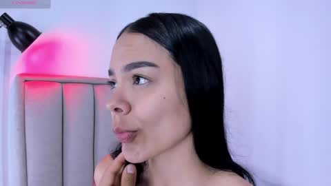 Snapshot of valery__nova chatting on March 31, 9:48 pm Cris online show from March 31, 9:48 pm