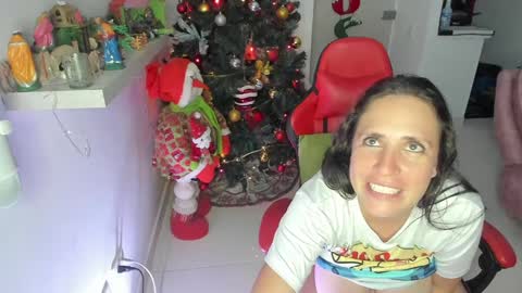 Valery adams1 online show from December 10, 4:13 am