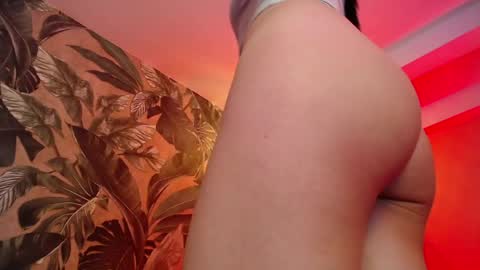valery_blush online show from May 1, 4:28 am
