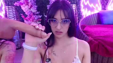 Snapshot of valery_blush chatting on June 18, 9:19 pm valery_blush online show from June 18, 9:19 pm