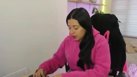 Snapshot of valery_bonnet1 chatting on September 26, 11:36 am valery_bonnet1 online show from September 26, 11:36 am