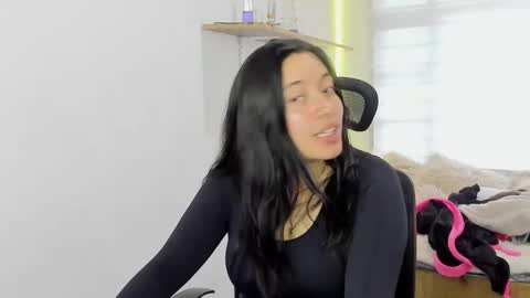 Snapshot of valery_bonnet1 chatting on October 24, 7:10 pm valery_bonnet1 online show from October 24, 7:10 pm