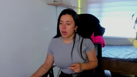 Snapshot of valery_bonnet1 chatting on October 28, 7:49 pm valery_bonnet1 online show from October 28, 7:49 pm