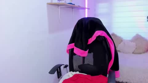 Snapshot of valery_bonnet1 chatting on November 1, 11:23 am valery_bonnet1 online show from November 1, 11:23 am