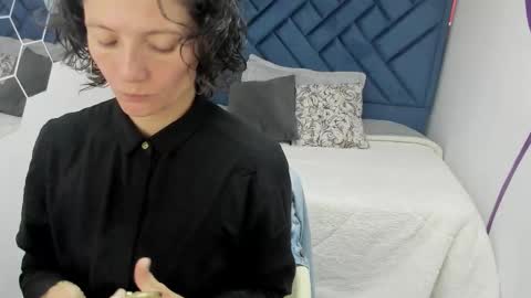 VALERY MORE online show from November 25, 12:27 pm