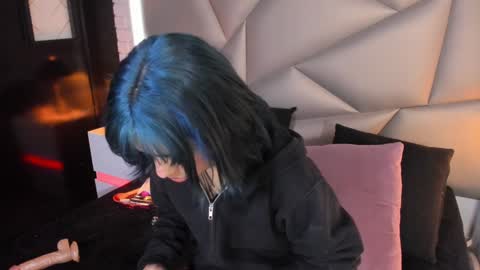 valery_smith15 online show from January 12, 9:30 am