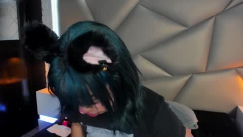valery_smith15 online show from February 2, 3:21 am