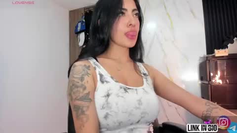 Snapshot of valery_sunn chatting on July 17, 5:25 am Ashley online show from July 17, 5:25 am