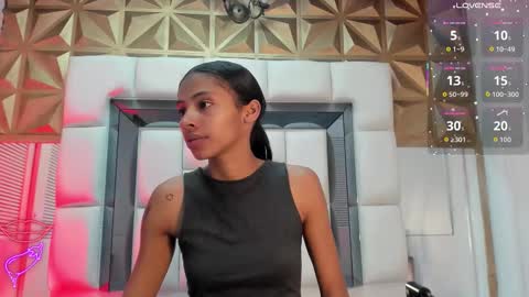 Snapshot of valery_villa_ chatting on March 12, 12:11 pm Valery online show from March 12, 12:11 pm