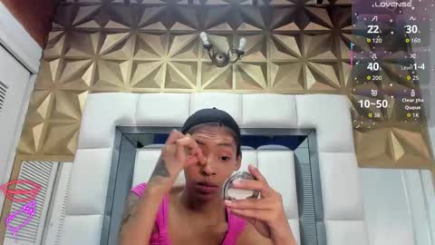 Snapshot of valery_villa_ chatting on March 22, 12:41 pm Valery online show from March 22, 12:41 pm