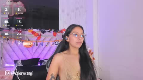 Val online show from October 21, 11:33 am