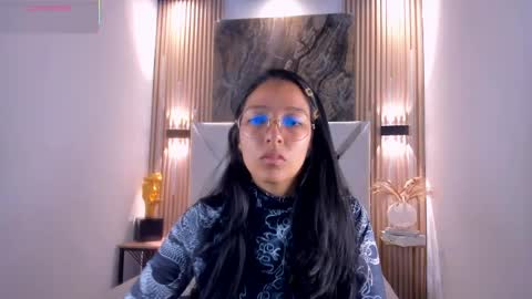Snapshot of valery_wang chatting on April 20, 11:57 am Val online show from April 20, 11:57 am
