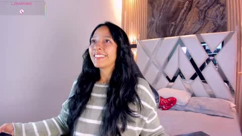 Snapshot of valery_wang chatting on May 11, 12:00 pm Val online show from May 11, 12:00 pm