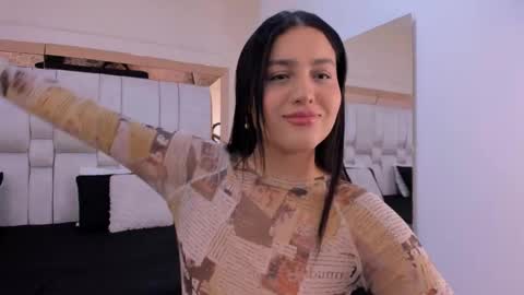 valerycooper23 online show from December 18, 7:09 pm