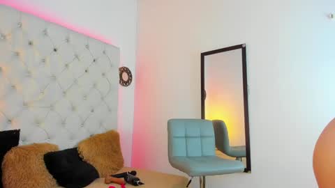 valery online show from January 12, 9:51 am