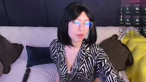 Valery Mur3 online show from May 3, 2:23 pm