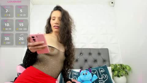 Snapshot of valeryn_rosse chatting on April 30, 2:29 am valeryn rosse online show from April 30, 2:29 am
