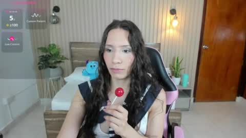 Snapshot of valeryn_rosse chatting on June 30, 7:04 pm valeryn rosse online show from June 30, 7:04 pm