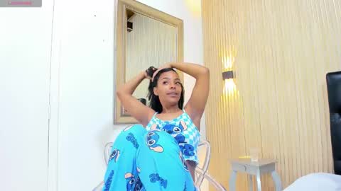 Snapshot of valerynbrown chatting on April 20, 9:27 pm valery online show from April 20, 9:27 pm