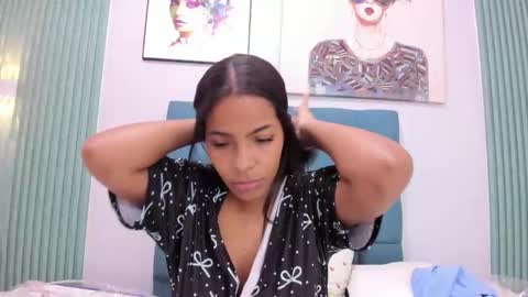 Snapshot of valerynbrown chatting on May 16, 12:07 am valery online show from May 16, 12:07 am