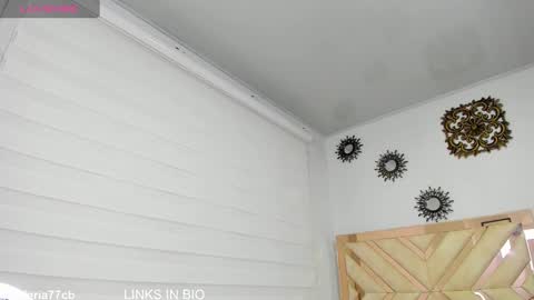Snapshot of valeryrossee chatting on January 22, 2:48 am VALERIA online show from January 22, 2:48 am