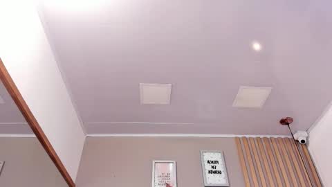 Snapshot of valerysanchezx chatting on February 13, 11:17 am Lorena online show from February 13, 11:17 am