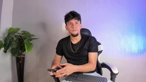 Valentino online show from March 23, 12:09 pm