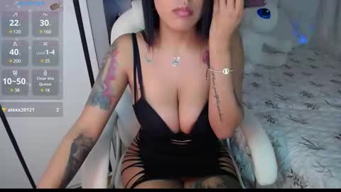 Snapshot of valewants chatting on January 4, 4:44 am Onlyfans katerinneval online show from January 4, 4:44 am