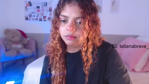 Snapshot of valientegirl_ chatting on March 7, 2:25 am VALIENTE online show from March 7, 2:25 am