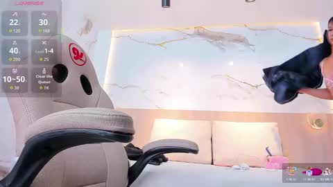 Snapshot of valirya_devote chatting on September 17, 3:30 am VALIRYA online show from September 17, 3:30 am