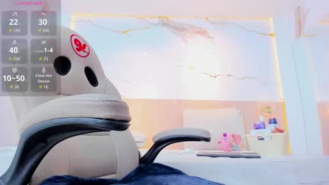 Snapshot of valirya_devote chatting on September 29, 3:44 am VALIRYA online show from September 29, 3:44 am