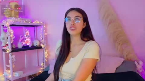 Snapshot of valk_diaz chatting on June 11, 5:16 am Valk online show from June 11, 5:16 am