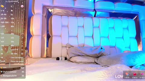 Valkiria moore  online show from January 8, 10:58 pm