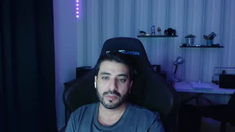 Snapshot of vallartamexi chatting on October 12, 1:04 am Roberto Carlos online show from October 12, 1:04 am