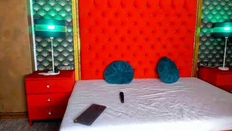 Valerie Val V online show from October 19, 12:06 pm