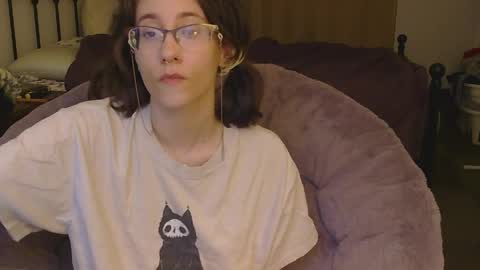Snapshot of valleriestarr chatting on April 30, 9:41 pm Vallerie Starr online show from April 30, 9:41 pm