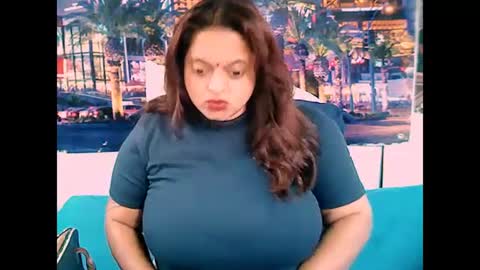indianvalvet priya is back online show from February 8, 6:01 am