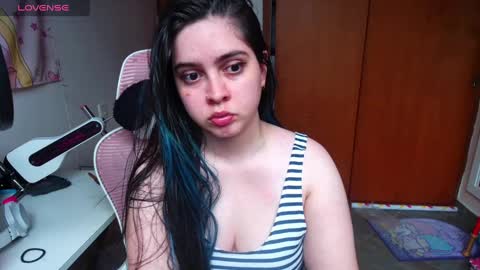 Im Violet online show from February 6, 2:58 pm