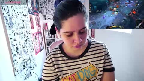 Im Violet online show from October 27, 9:41 pm