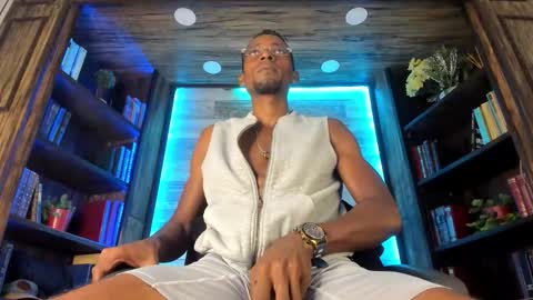 Snapshot of valtorkane chatting on October 7, 11:40 am valtorkane online show from October 7, 11:40 am