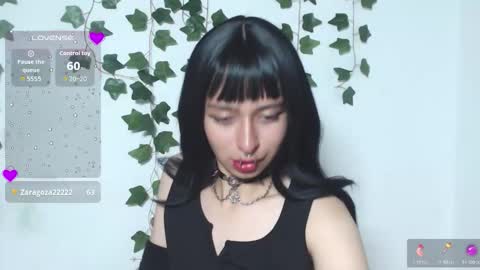 Snapshot of vamp_mooon chatting on March 21, 5:56 am vamp online show from March 21, 5:56 am