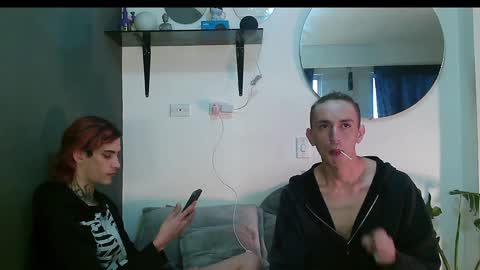 Snapshot of vamp_noah chatting on January 17, 8:55 pm Vamp Noah and Dan online show from January 17, 8:55 pm