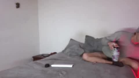 Snapshot of vamp_noah chatting on March 17, 4:17 am Vamp Noah and Dan online show from March 17, 4:17 am