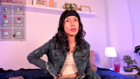 vamp  online show from February 3, 8:47 pm