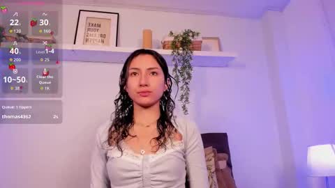 Snapshot of vampgyal chatting on March 18, 10:13 pm vamp online show from March 18, 10:13 pm