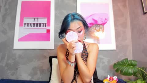 Snapshot of vampgyal chatting on March 31, 9:59 pm vamp online show from March 31, 9:59 pm