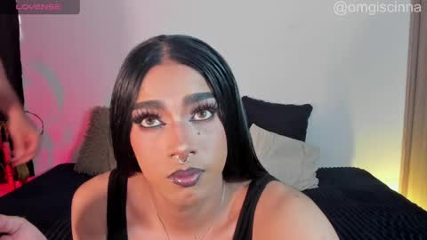 Snapshot of vampy__cinna chatting on April 14, 7:31 pm Cinnamon online show from April 14, 7:31 pm