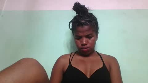 Snapshot of vanafiry chatting on January 31, 9:48 am vanafiry online show from January 31, 9:48 am