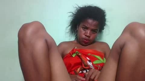 Snapshot of vanafiry chatting on February 1, 6:29 pm vanafiry online show from February 1, 6:29 pm